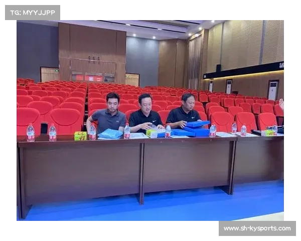 鹿泉区签约退役车手推动青少年培养计划 打造自行车运动特色学校 鹿泉区签约退役车手推动青少年培养计划 打造自行车运动特色学校
